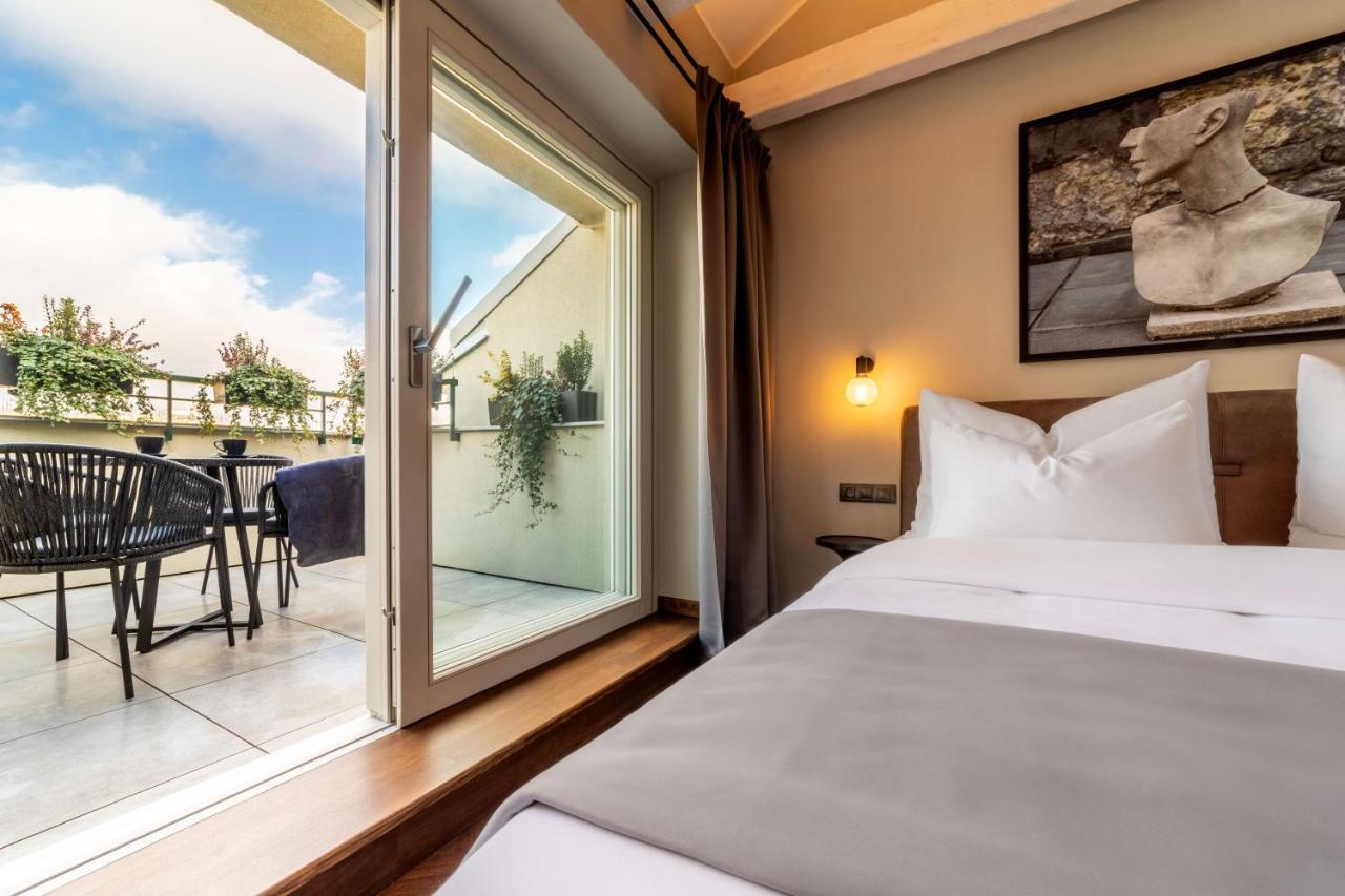 The Viaduct - Suites & More Prague Ngoại thất bức ảnh