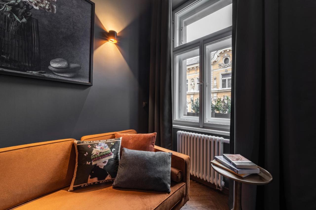 The Viaduct - Suites & More Prague Ngoại thất bức ảnh